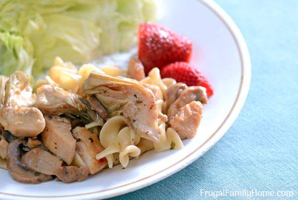 Chicken Artichoke Casserole ~ This is a healthy chicken artichoke pasta recipe is easy enough for everyday dinner but fancy enough for a company dinner.