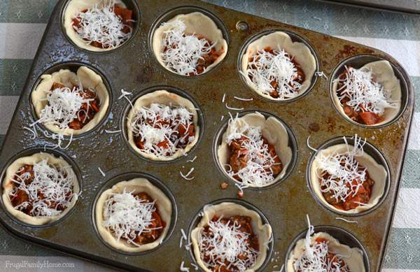 Just line, fill and bake. In about a half an hour you have a delicious dinner of pizza cups.