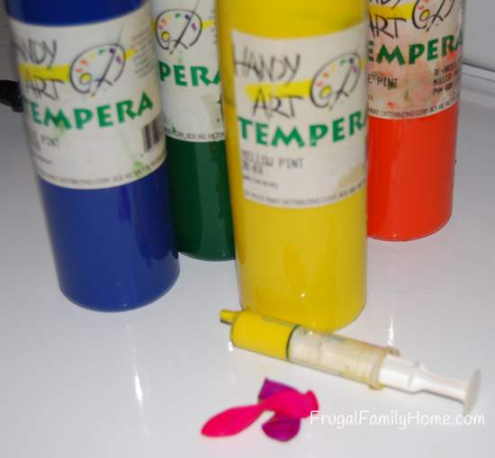 Waterballoon painting supplies