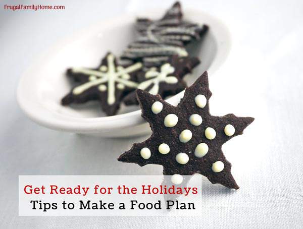 4 Holiday Meal Planning Tips ~ Make your Thanksgiving and Christmas dinner plans now and save time and money. Come print the free meal planner and get your Christmas and Thanksgiving meals planned.