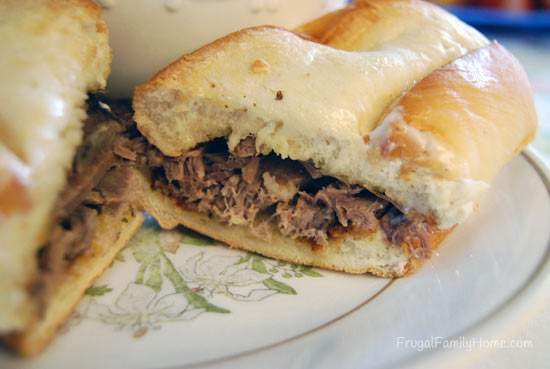 tasty roast beef sandwich