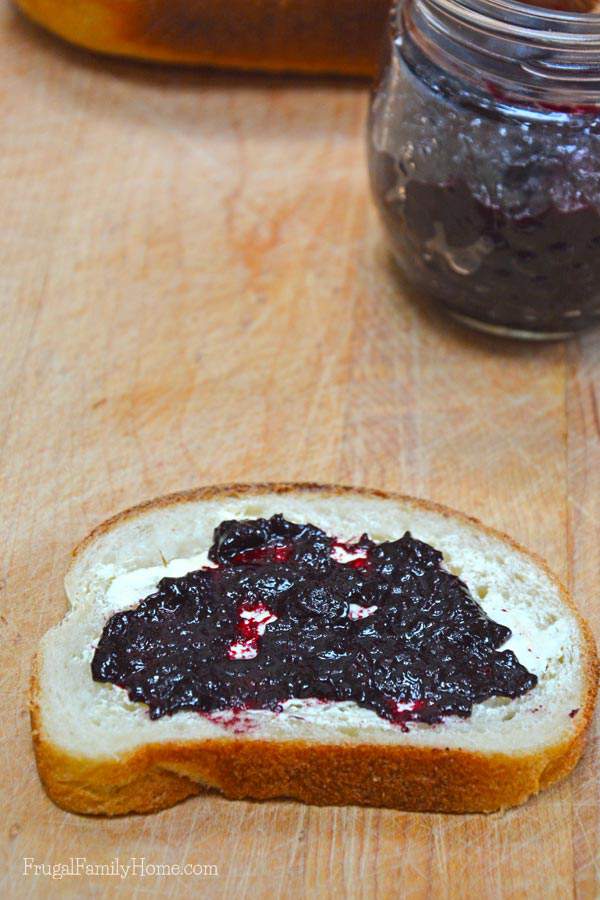 Easy to make blueberry jam, can be made with frozen berries.  Frugal Family Home