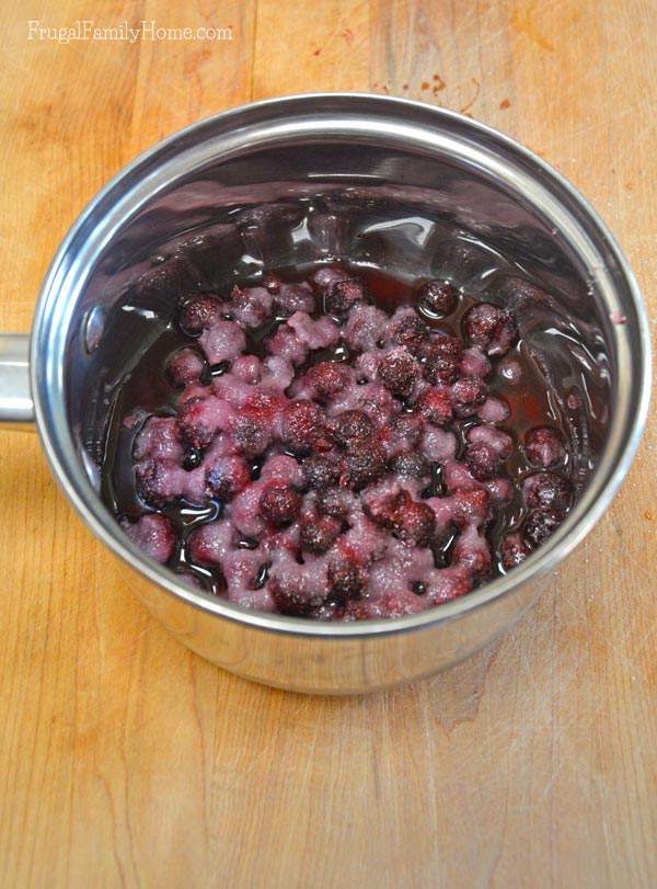 Yummy and easy blueberry jam recipe, Frugal Family Home