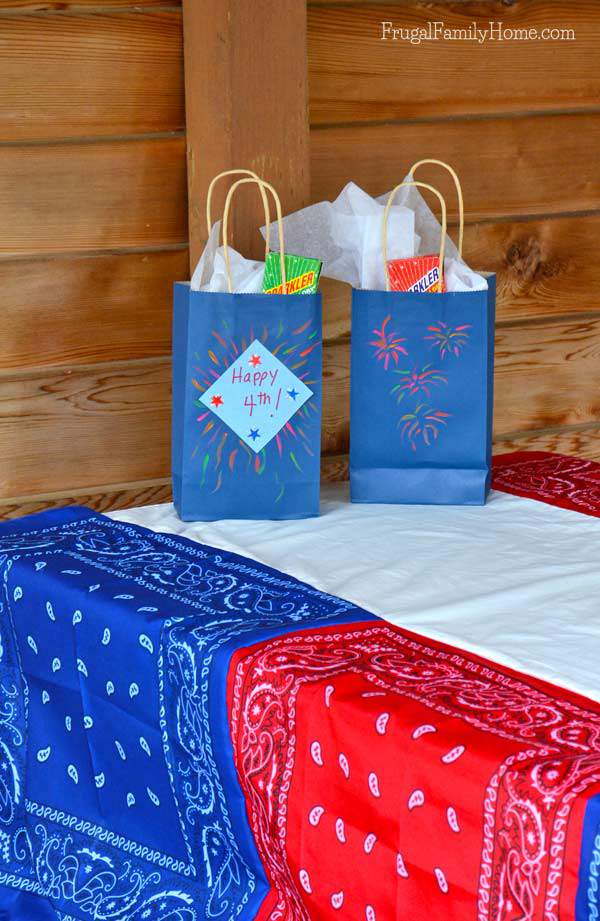 4th of July gift bags, easy kids craft
