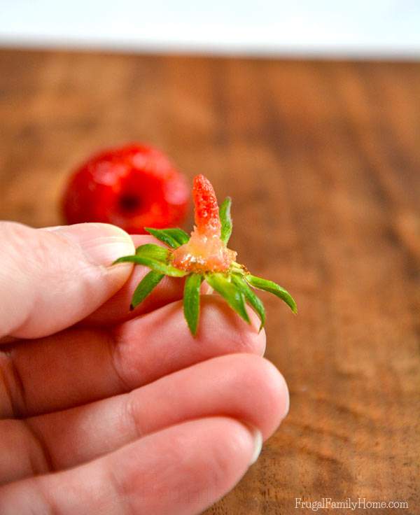How to hull a strawberry, Frugal Family Home