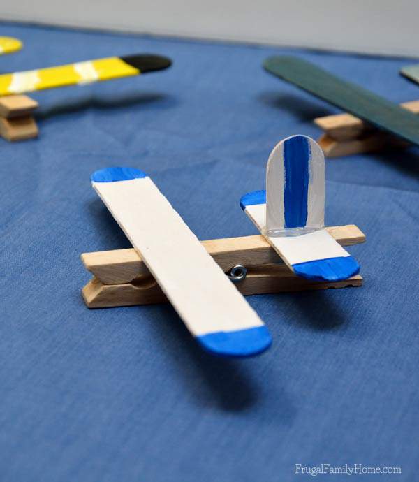 An easy craft for the kids, Clothespin airplanes |Frugal Family Home