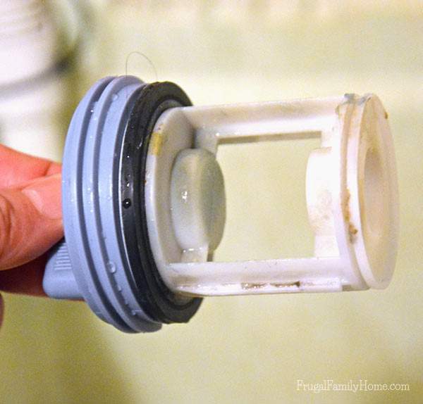 Be sure to clean the trap plug too, it can collect dirt | Frugal Family Home