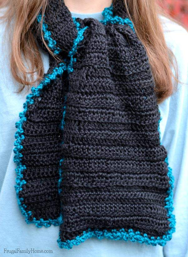 Easy Crochet Texture Scarf with Cute Edging | Frugal Family Home