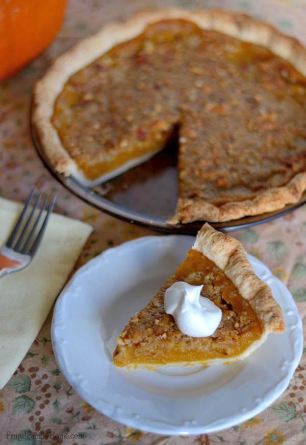 Pumpkin Pie with Crumble Topping | Frugal Family Home