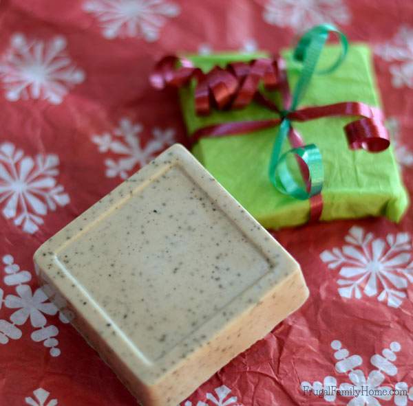 DIY Vanilla Coffee Soap | Most-Liked Homemade Soap Recipes For Frugal Homesteaders