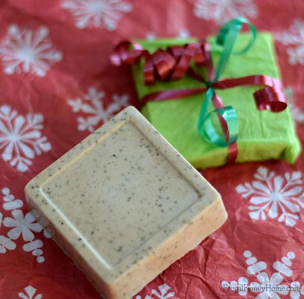 Easy to make soap recipe that would be a great gift for someone who loves coffee. 