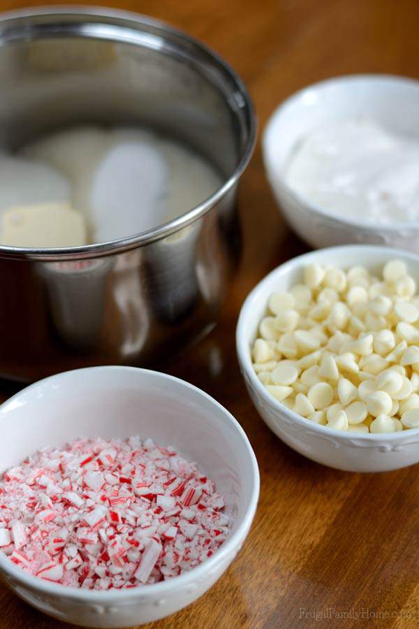 Ingredients for vanilla mint fudge. 