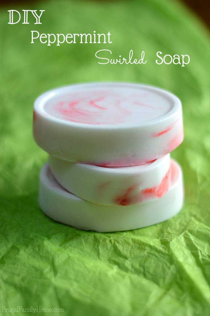 Easy to make Valentine's day gift, Peppermint Swirled Soap