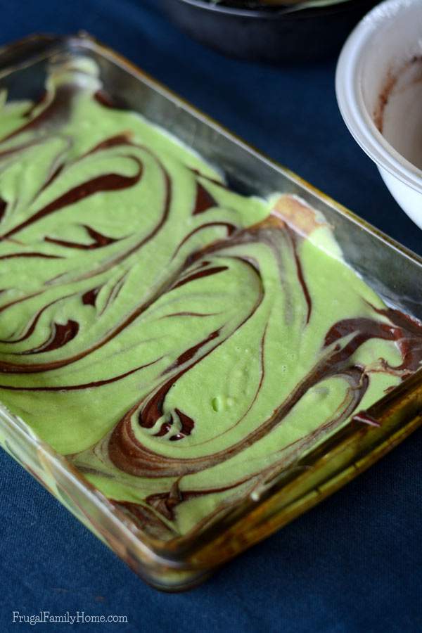 I love there swirl of these fudge mint brownies. 