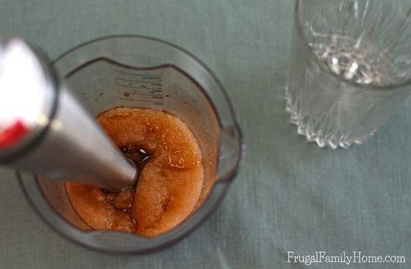 I love to beat the heat in the summer with a nice cold drink. This slushie recipe only take a couple of ingredients and a blender to make. Slushies are so cool, refreshing and easy to make. I think berry is my favorite but these root beer slushies come in a close second.