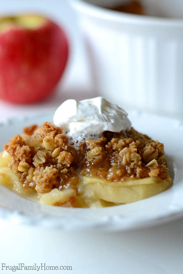 I love to get back to baking in the fall and with fall comes fresh crisp apples perfect for apple recipes. This apple recipe is one my family has made for years. It’s a perfect balance of apples and crunchy topping. It’s also an easy apple crisp recipe, taking only a 6 ingredients to make. It’s a great recipe to kids to help make. 
