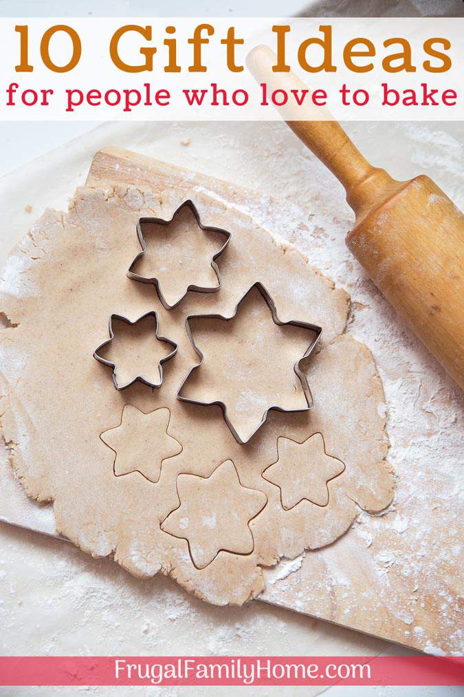 Need a gift idea for a person who loves to bake? I've got 10 suggestions for tools I just love. Most are really inexpensive too. Come find the perfect gift for the baker on your list.