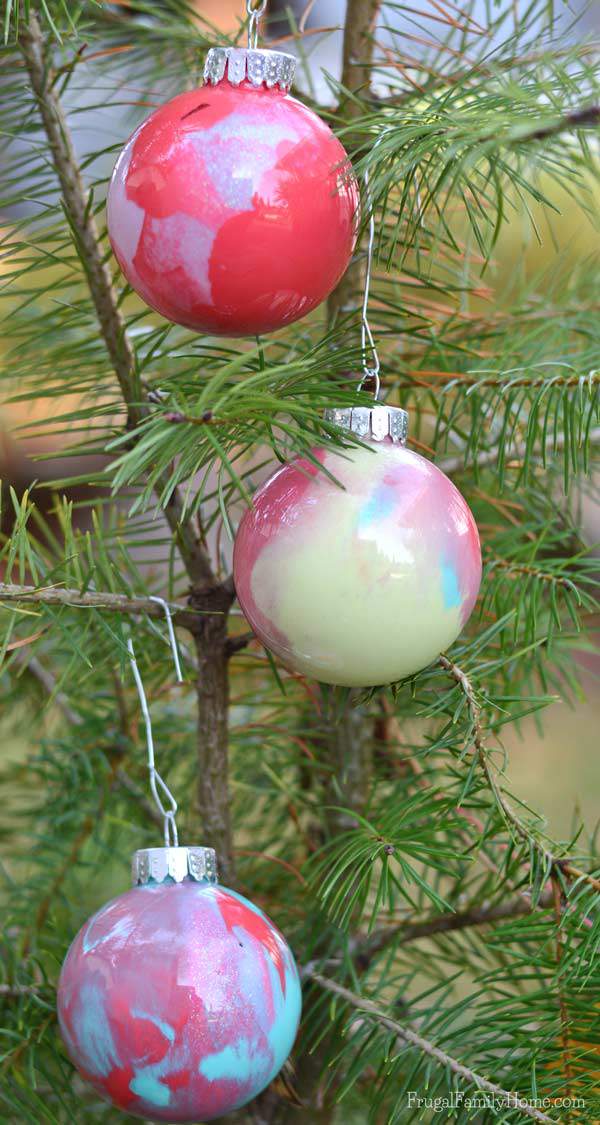 How to Paint the Inside of an Ornament - Hey, Let's Make Stuff