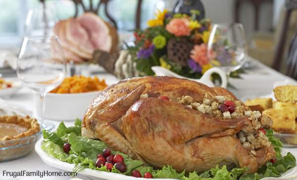 A few ideas to help simplify your thanksgiving or any holiday. These 5 tips help me to keep our holiday meal simple.