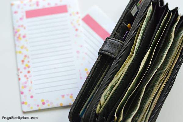 How to set up a cash envelope system. Get your own diy cash envelope system set up in a few simple steps. Included are tips for setting up your categories too. Grab the free printable envelope template and make your own envelopes.