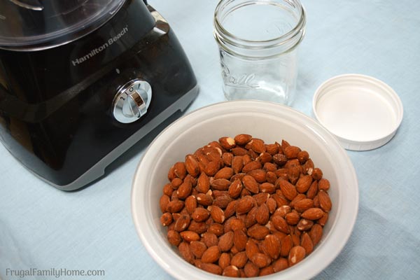 The ingredients needed for the homemade almond butter recipe. 