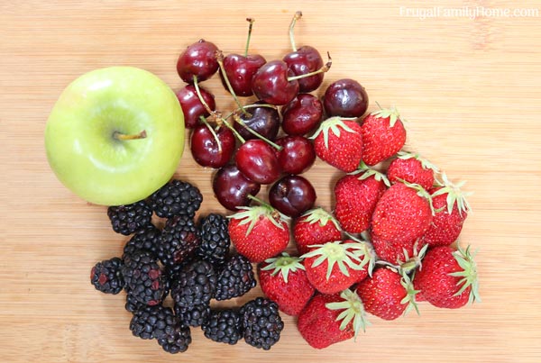 Ingredients for this berry fruit salad