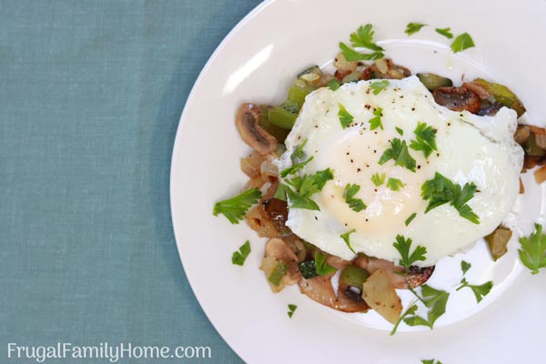 This keto friendly zucchini breakfast hash on a plate.