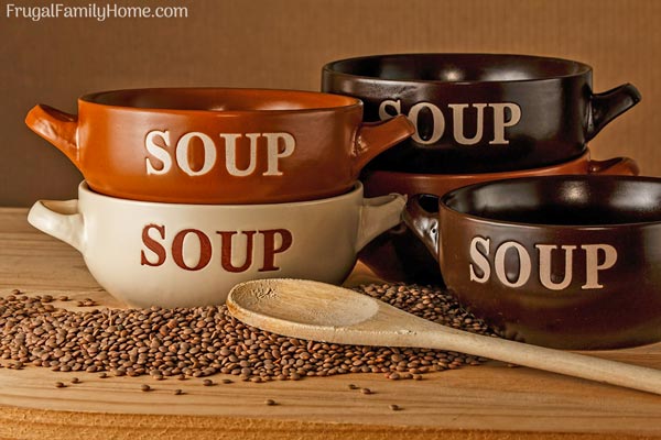 Soup bowls to serve your soup in.
