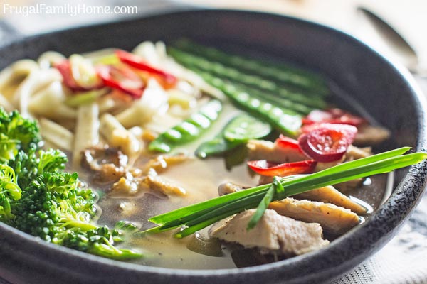 How to make soup with leftovers and a few vegetables. 