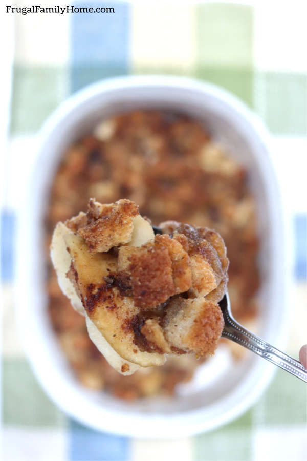 A scoop of apple brown betty.
