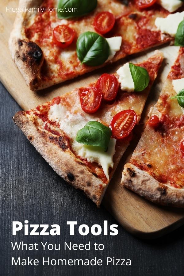 Accessories for making pizza at home: what you can't do without