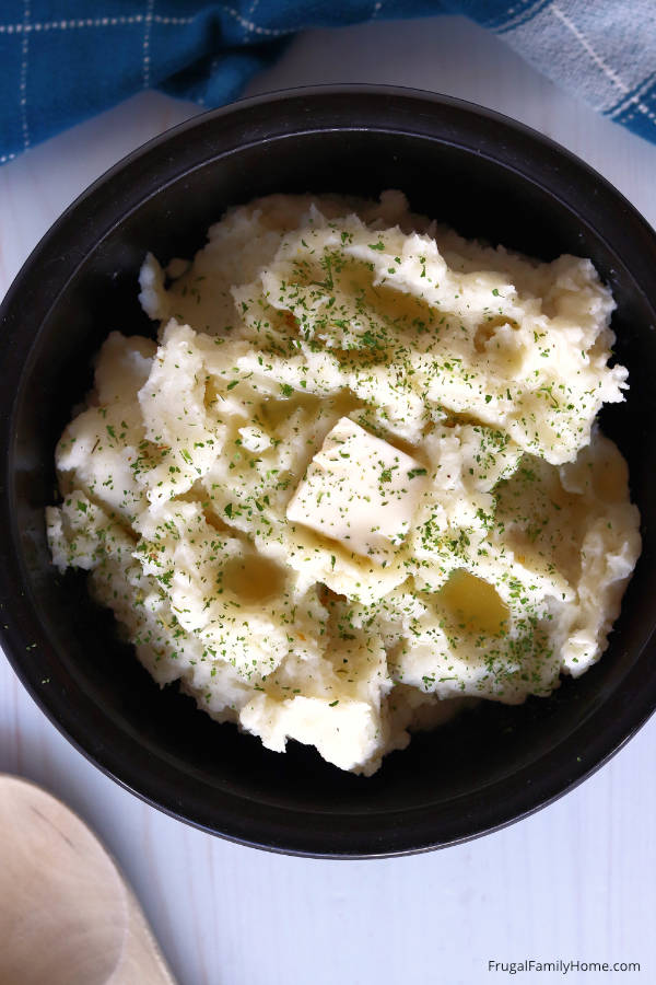 Mashed potatoes in instant pot with melted butter